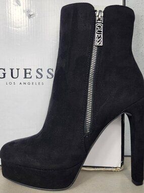 NWOB~GUESS~SZ 7~BLACK FAUX SUEDE PLATFORM STILETTO HEEL ZIP ANKLE BOOTS BOOTIES